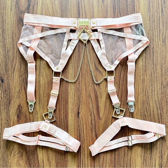 Honey Birdette  Indria suspender. - Picture 9 of 14